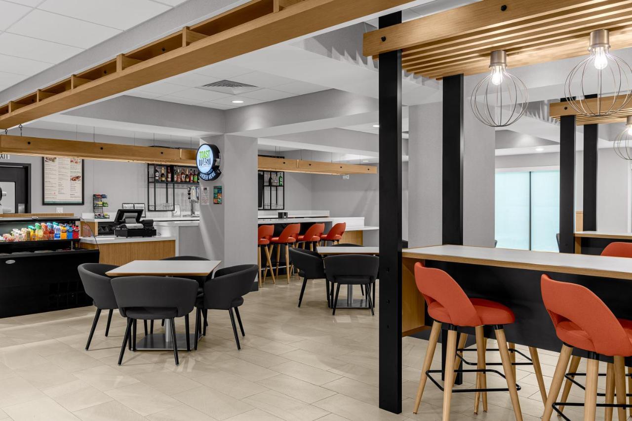 Holiday Inn Cleveland By Ihg Exterior foto